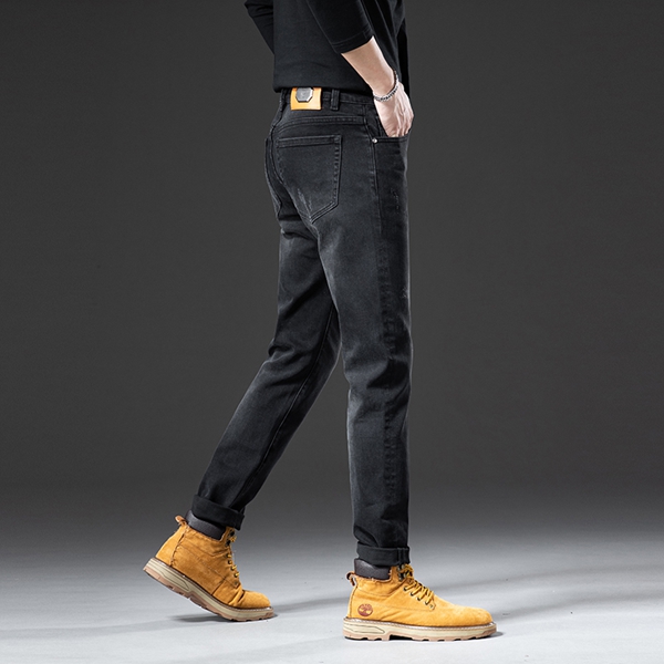 ブランドジーンズ着用イメージ